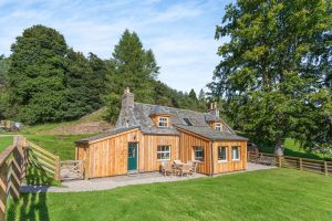 Tomintoul Cairngorm Remote Hideaway Cottage