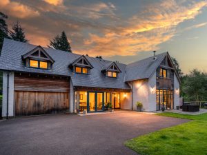 Remote Luxury Cairngorm Lodge